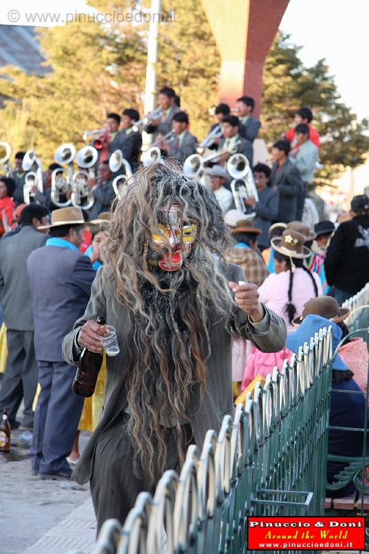 PERU - Village festivity on the road to Puno  - 07.jpg